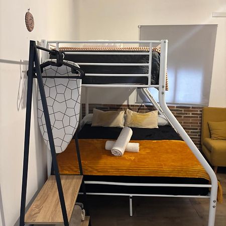 Apartamentos Mayte Toledo Esterno foto