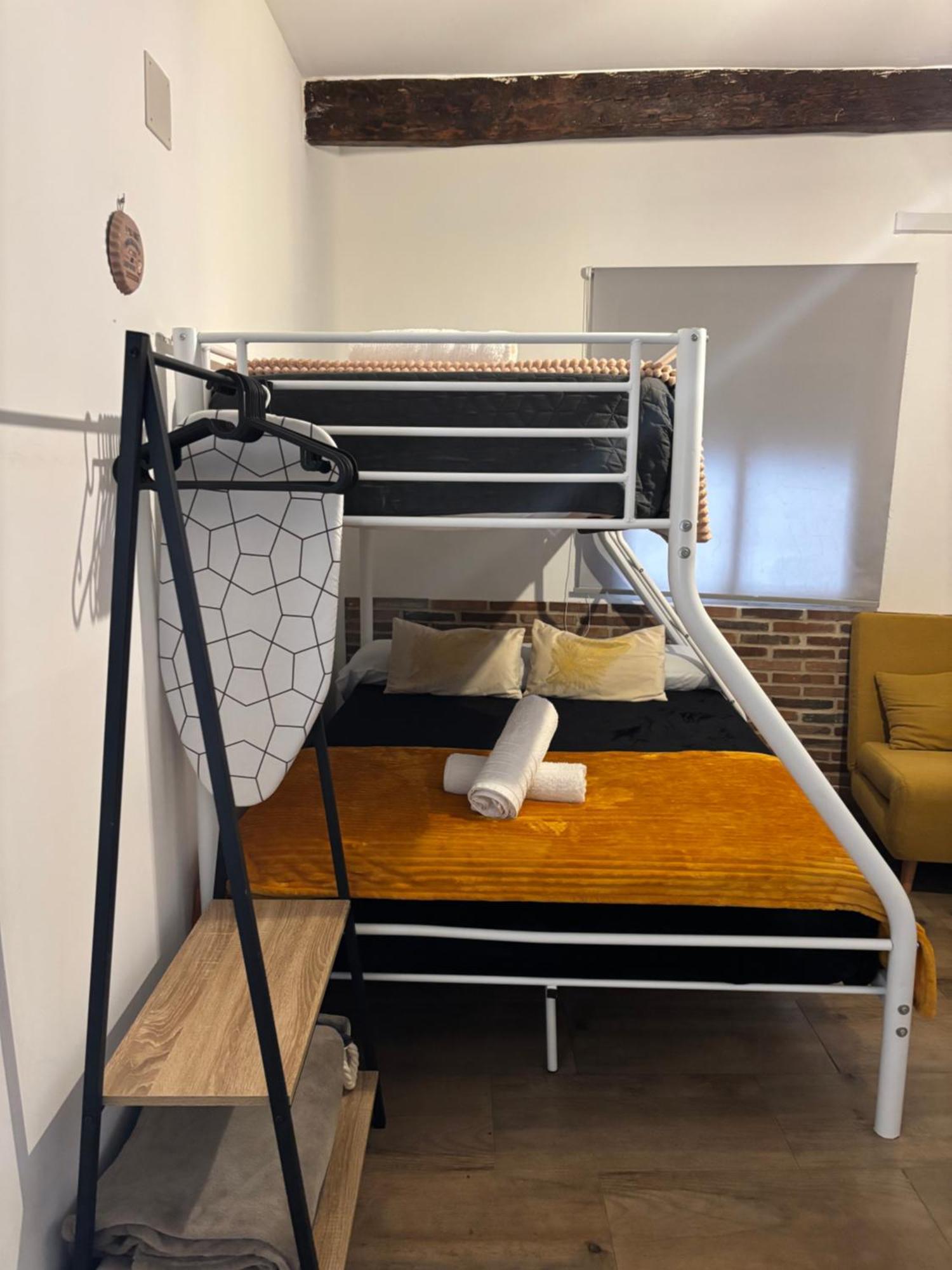 Apartamentos Mayte Toledo Esterno foto